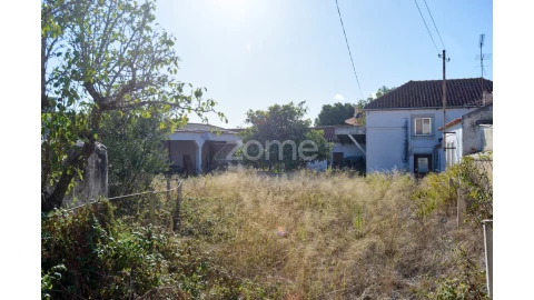 Terreno para Venda em São Domingos de Rana
