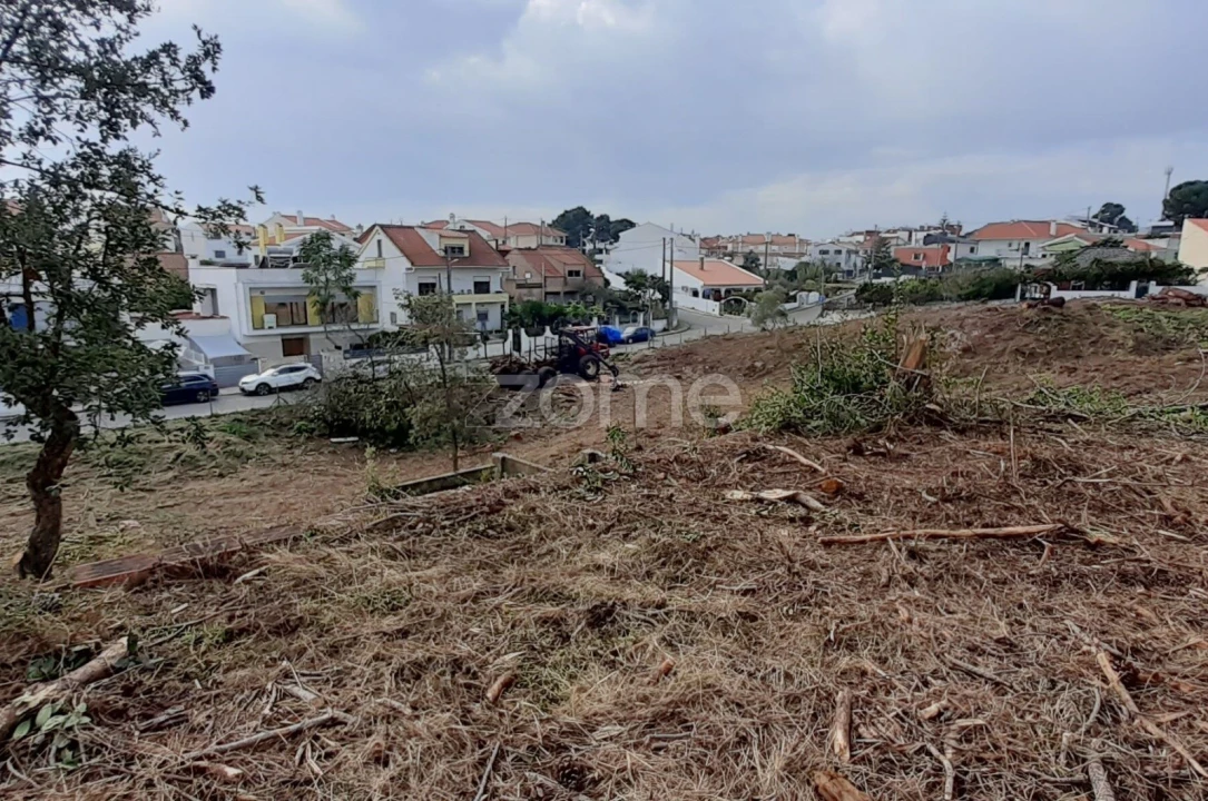 Terreno para Venda em Charneca de Caparica e Sobreda Foto 21