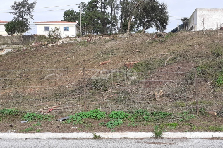 Terreno para Venda em Charneca de Caparica e Sobreda Foto 11