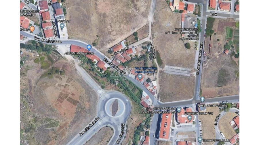 Terreno para Venda em Pontinha e Famões Foto 14