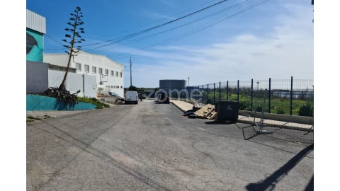 Terreno para Venda em São Domingos de Rana