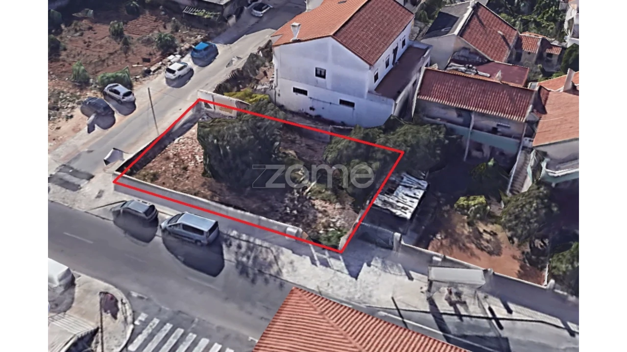 Terreno para Venda em Casal de Cambra Foto 3