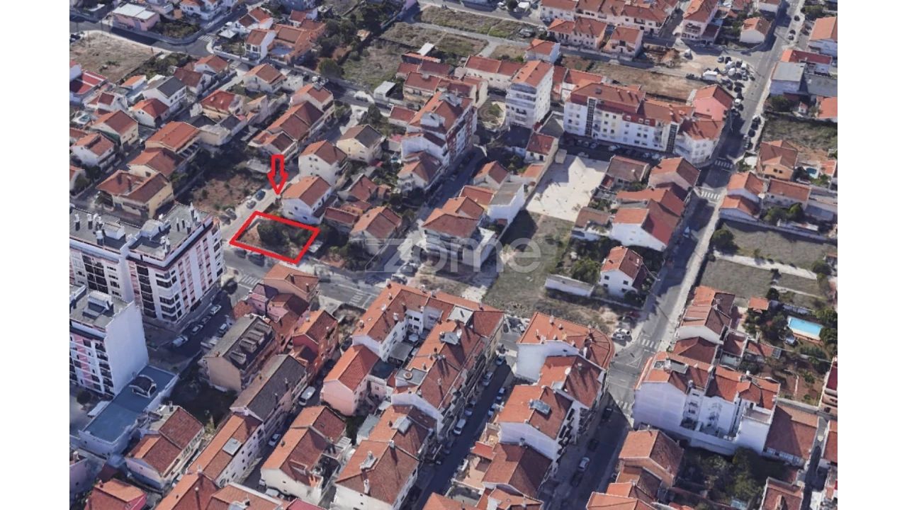 Terreno para Venda em Casal de Cambra Foto 2