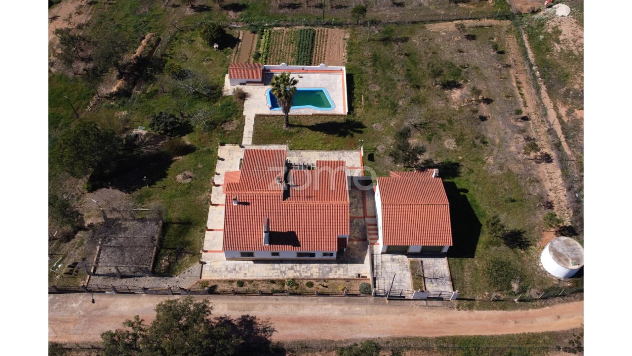 Quinta T5 para Venda em Abela Foto 14