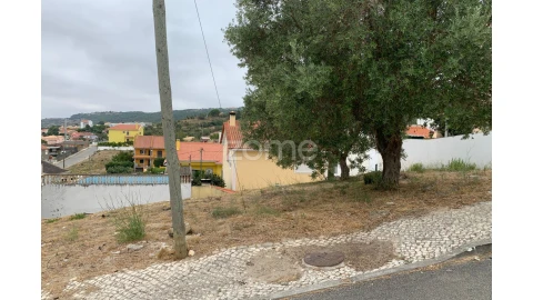 Terreno para Venda em Alverca do Ribatejo e Sobralinho