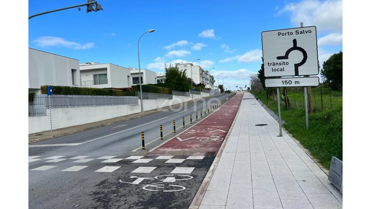 Terreno para Venda em Oeiras e São Julião da Barra, Paço de Arcos e Caxias Foto 2