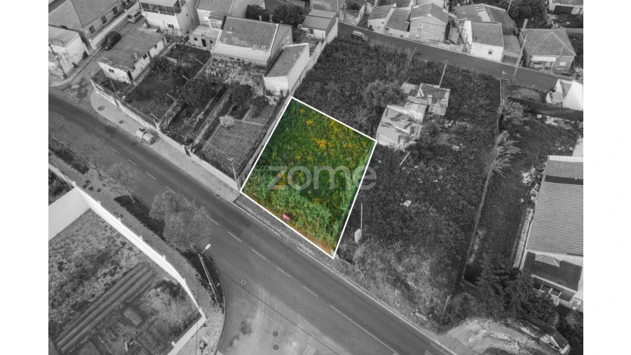 Terreno para Venda em Pontinha e Famões