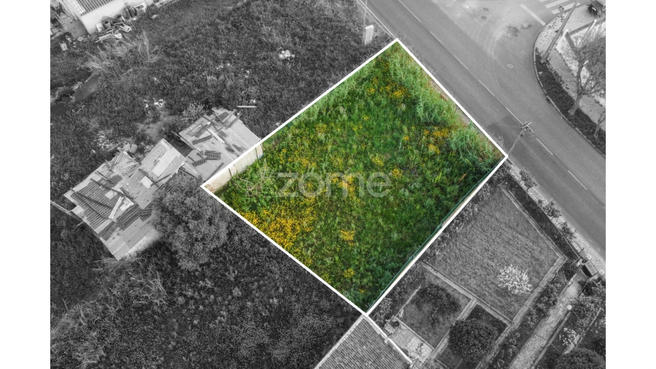 Terreno para Venda em Pontinha e Famões Foto 7