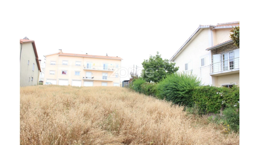 Terreno para Venda em Lorvão Foto 2