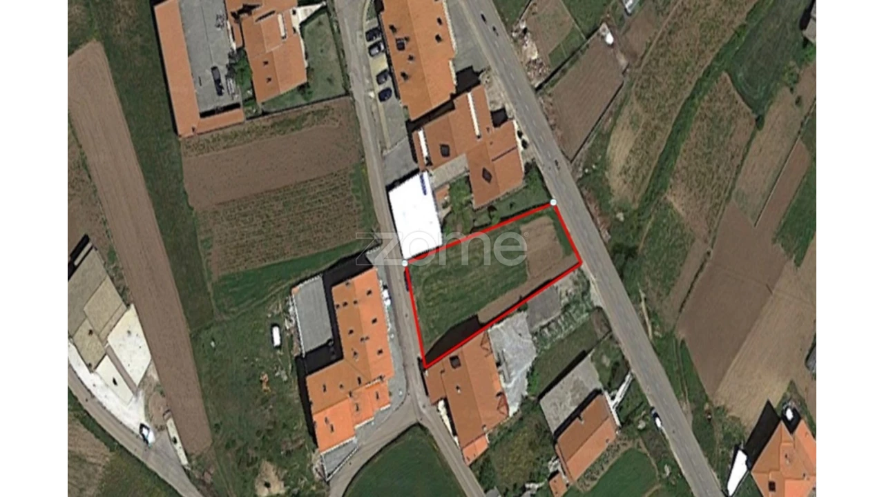 Terreno para Venda em Lorvão Foto 9