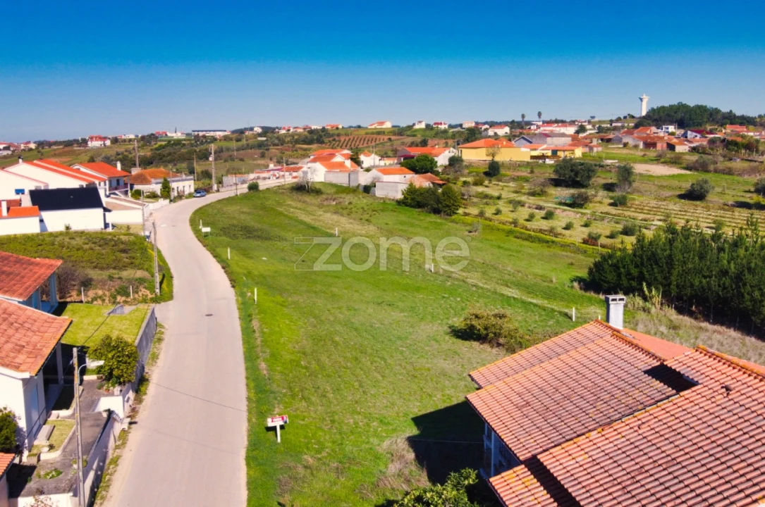 Terreno para Venda em Vinha da Rainha Foto 4