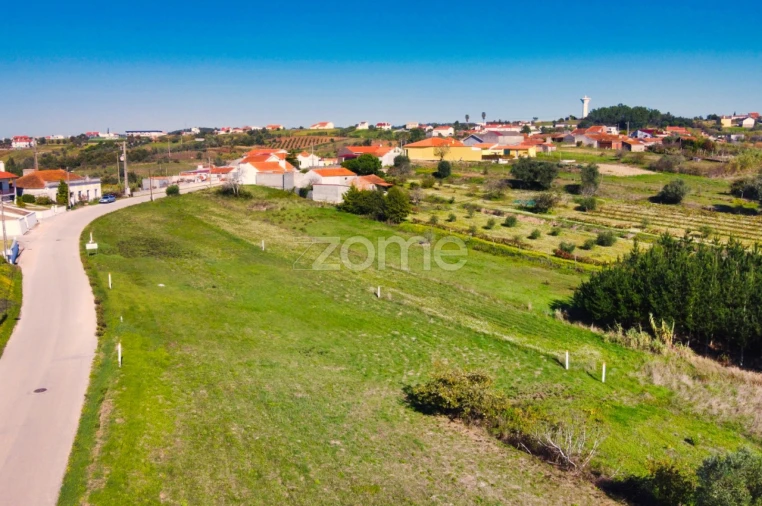 Terreno para Venda em Vinha da Rainha Foto 8