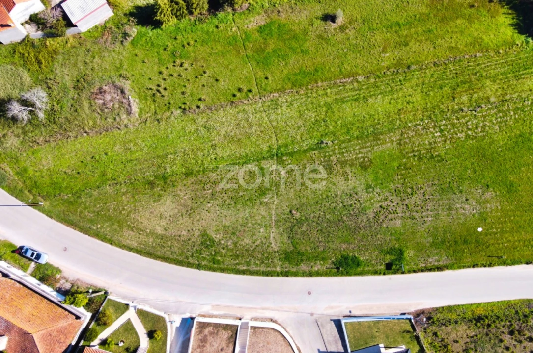 Terreno para Venda em Vinha da Rainha Foto 11