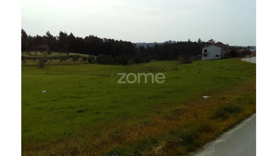 Terreno para Venda em Vinha da Rainha Foto 3