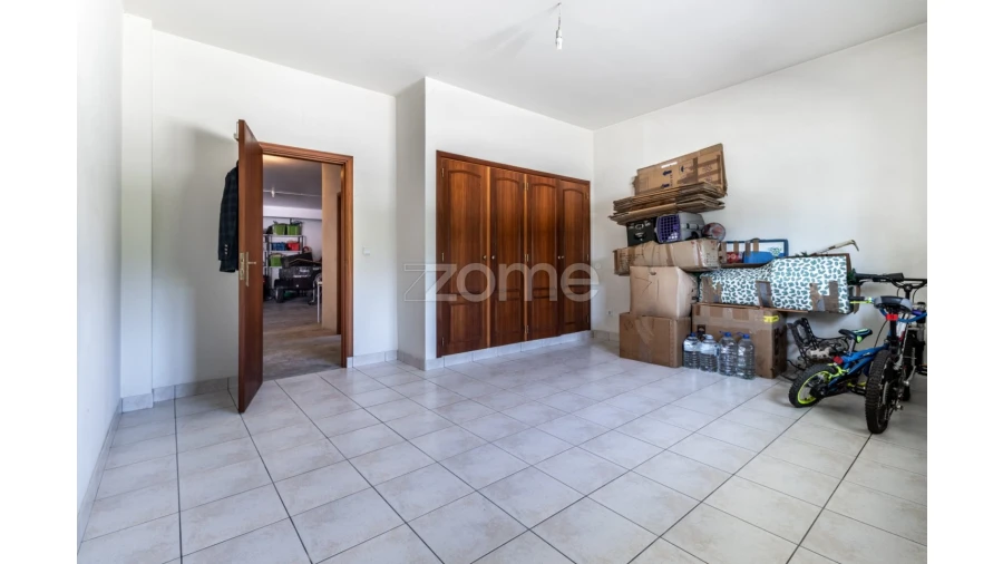 Moradia T5 para Venda em Santa Catarina da Serra e Chainça Foto 25