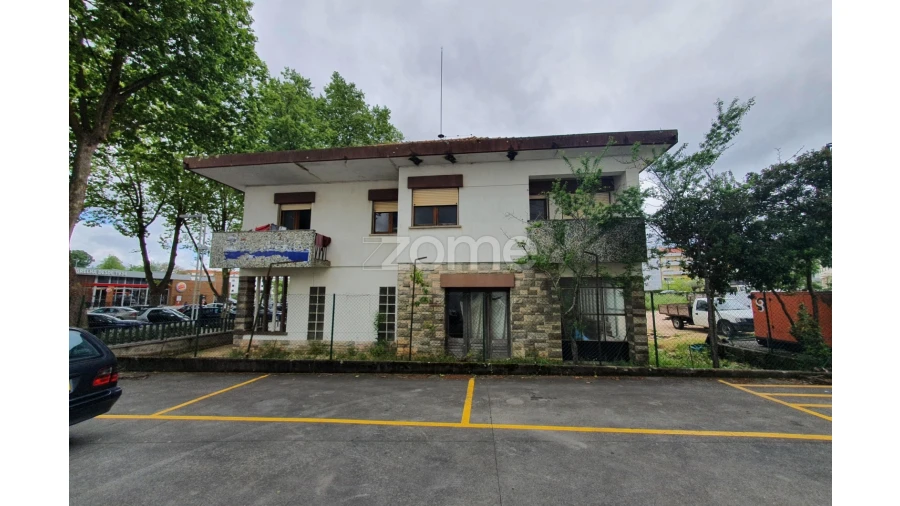 Moradia T8 para Venda em Fatima Foto 4