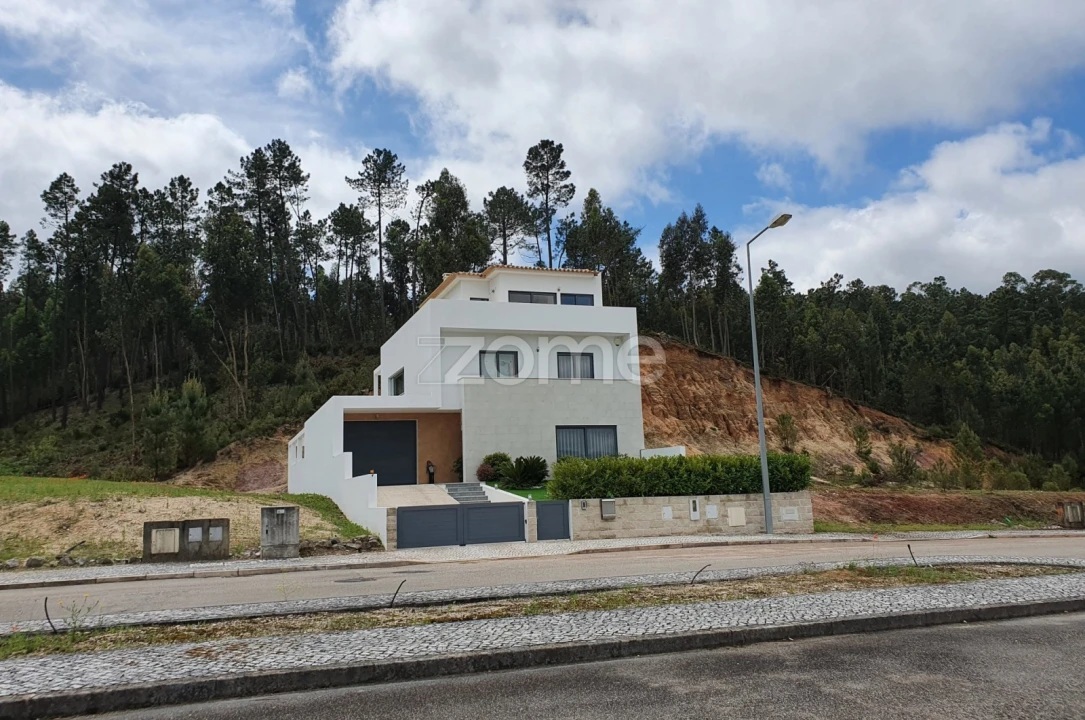 Terreno para Venda em Nossa Senhora das Misericordias Foto 3