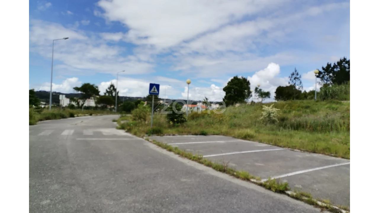 Terreno para Venda em Tavarede Foto 2