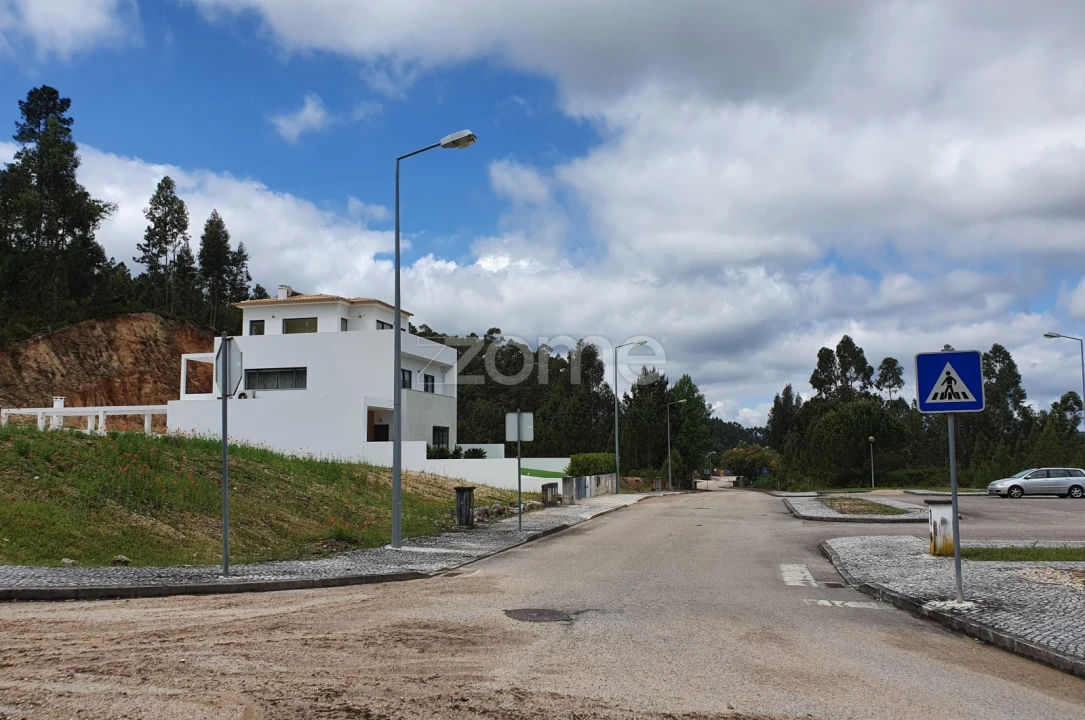 Terreno para Venda em Nossa Senhora das Misericordias Foto 1
