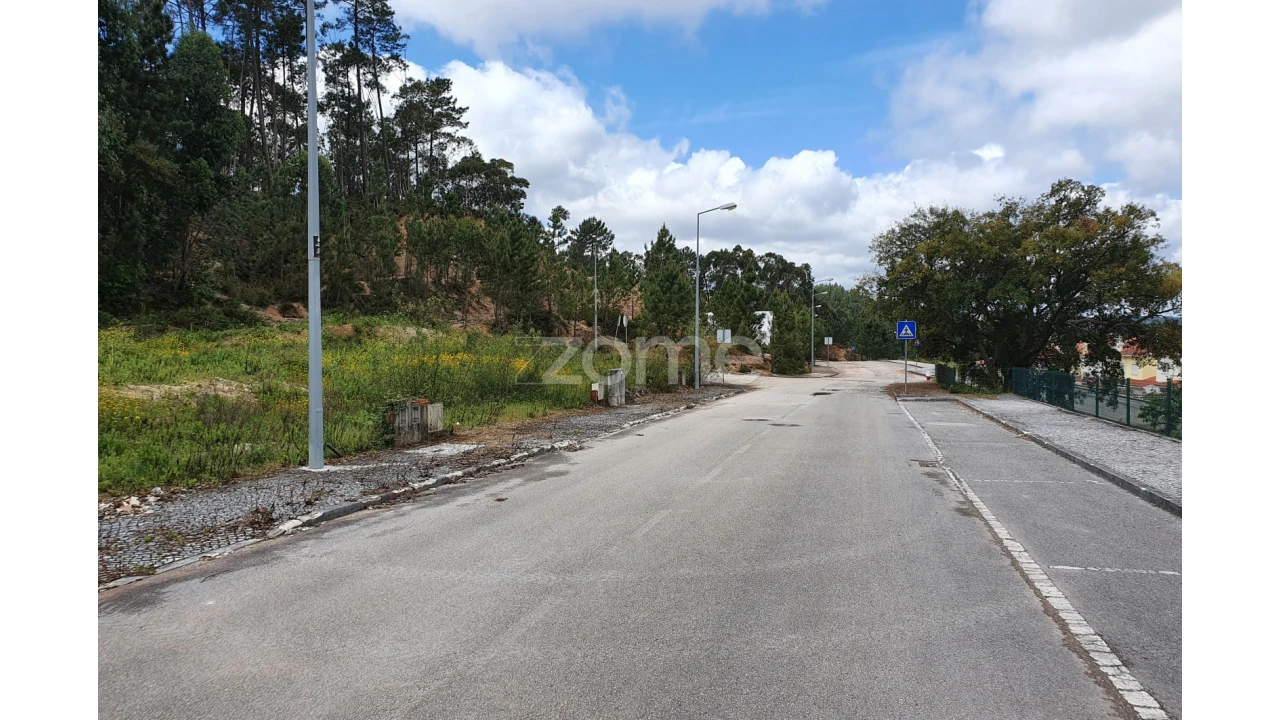 Terreno para Venda em Nossa Senhora das Misericordias Foto 11