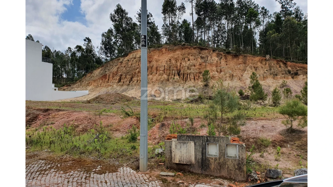 Terreno para Venda em Nossa Senhora das Misericordias Foto 17