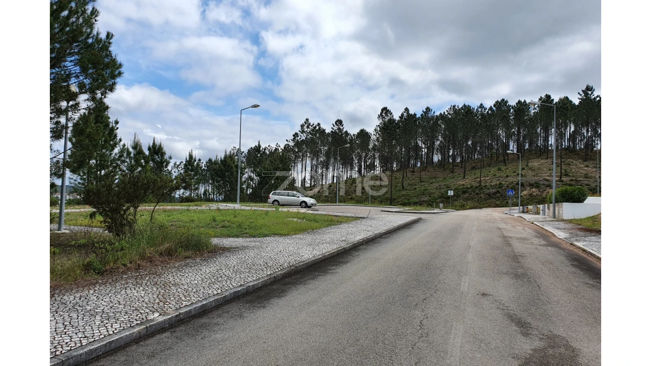 Terreno para Venda em Nossa Senhora das Misericordias Foto 18
