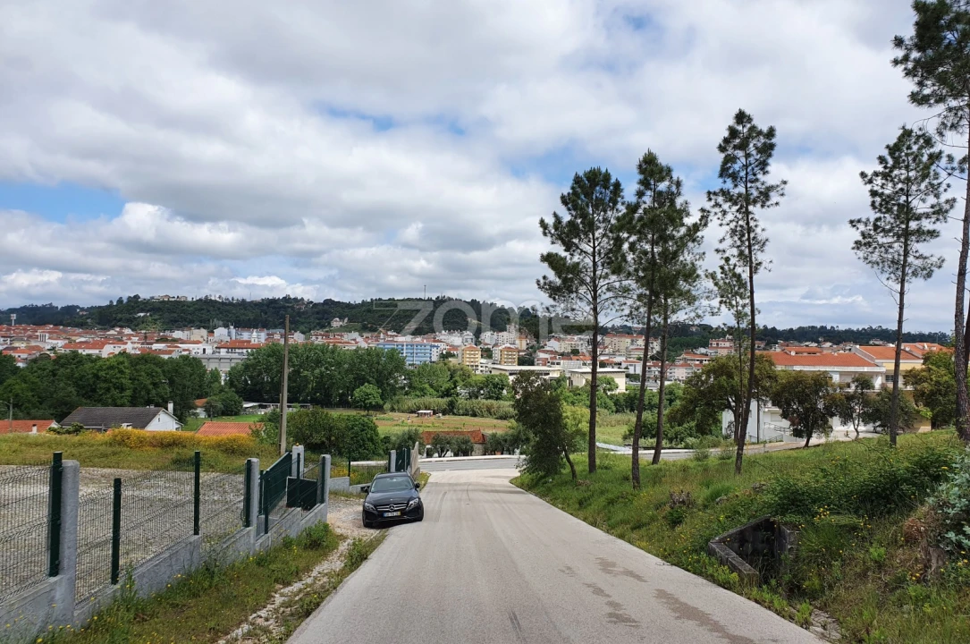 Terreno para Venda em Nossa Senhora das Misericordias Foto 6