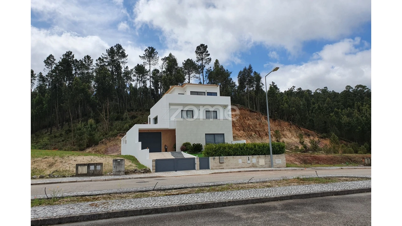 Terreno para Venda em Nossa Senhora das Misericordias Foto 3