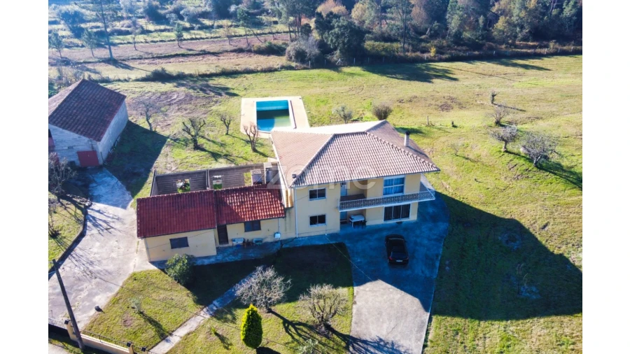 Quinta T5 para Venda em Soure Foto 2