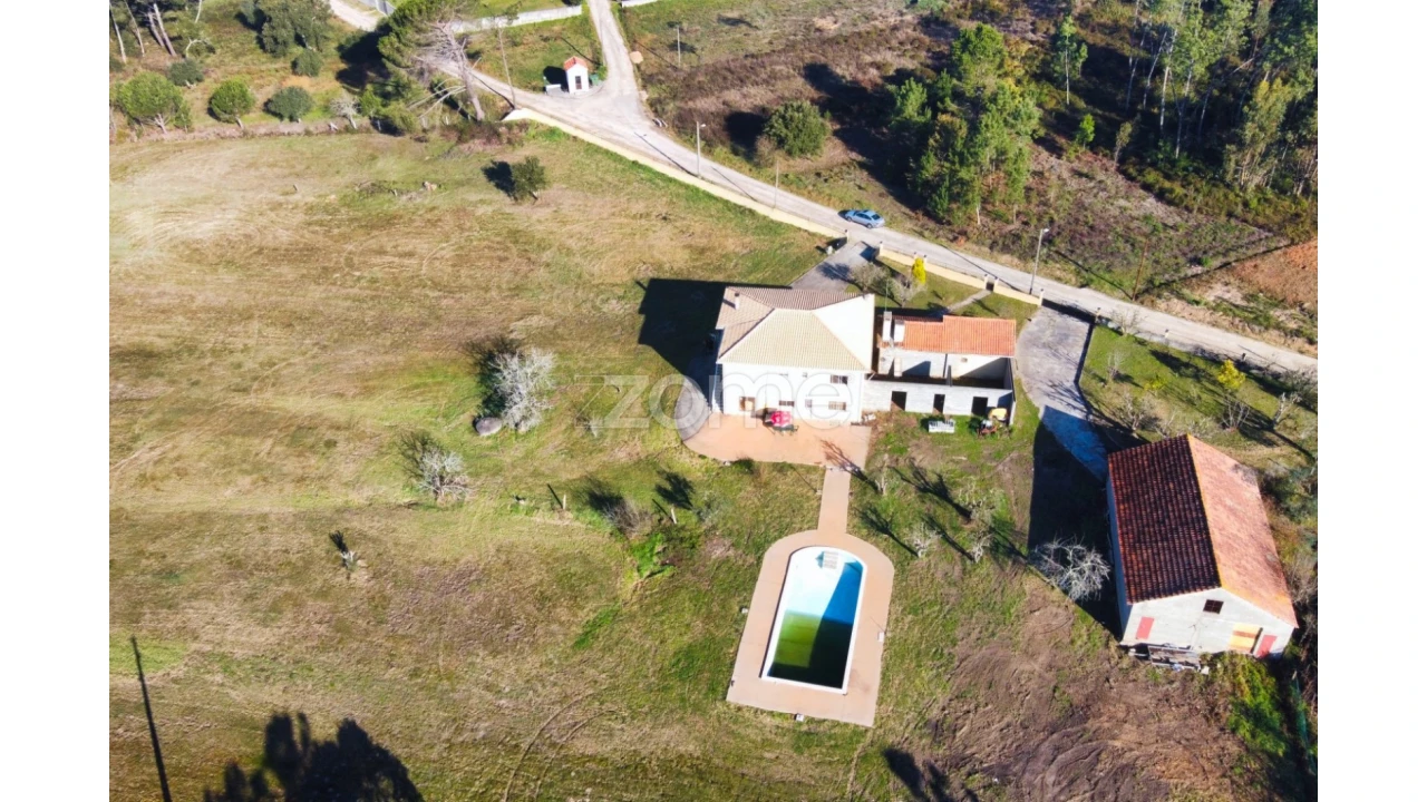 Quinta T5 para Venda em Soure Foto 7