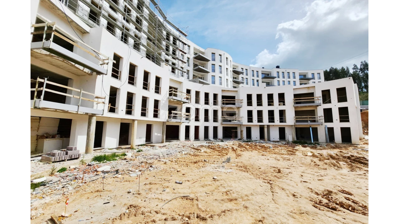 Apartamento T4 para Venda em Pombal Foto 17