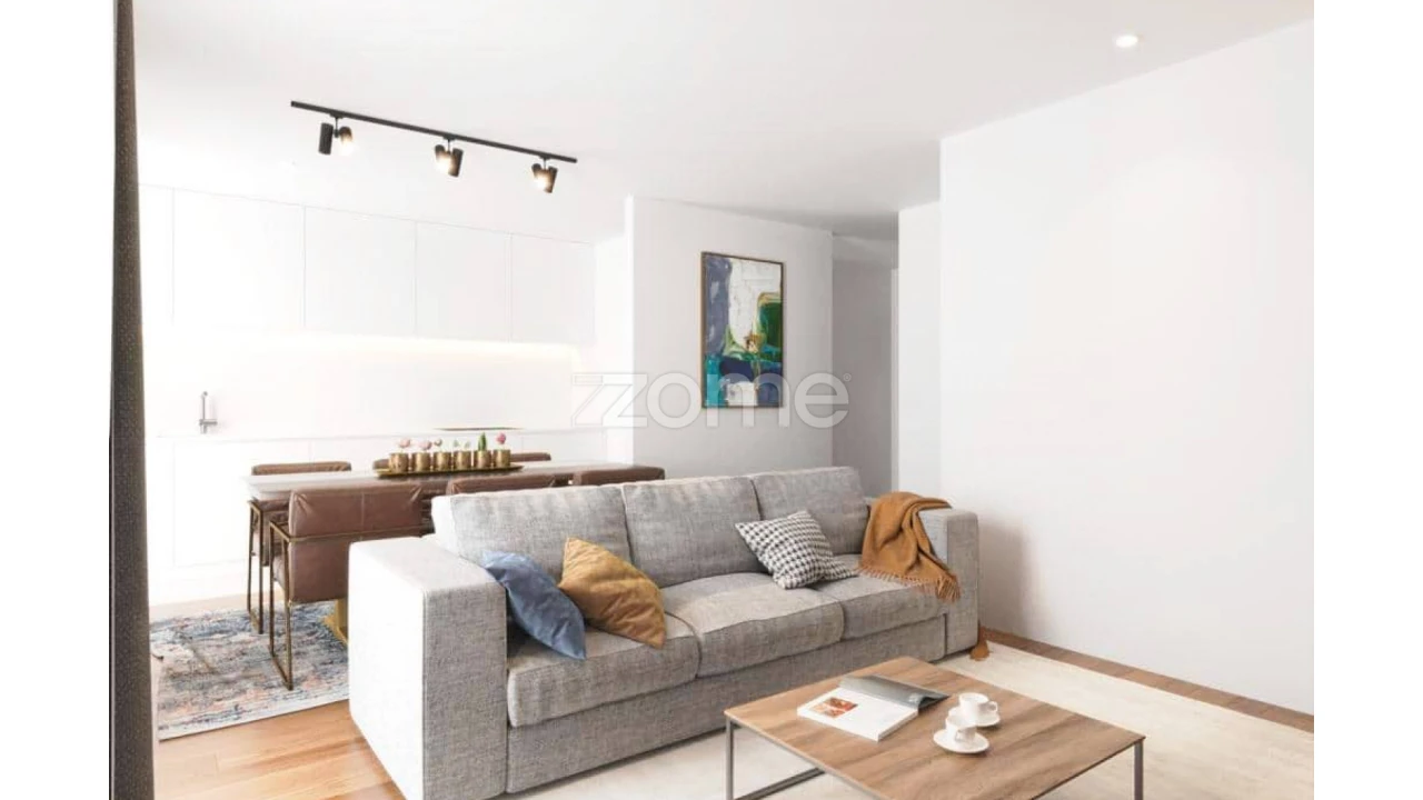 Apartamento T4 para Venda em Pombal Foto 5