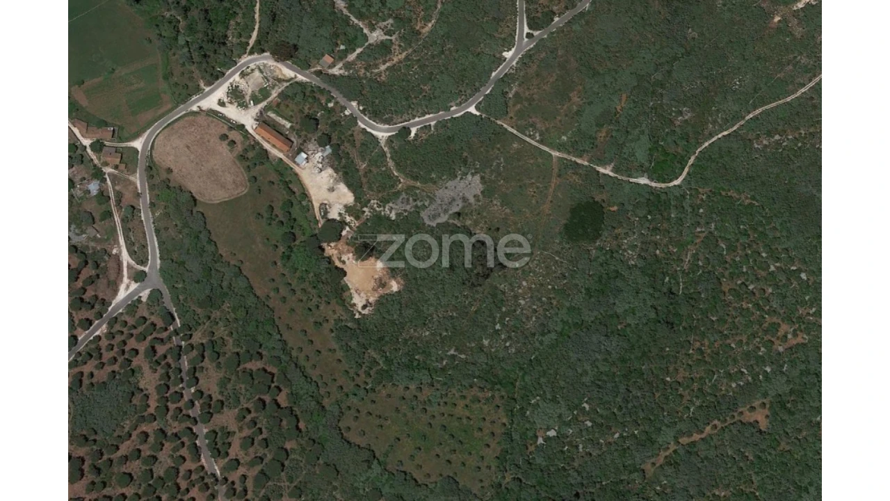 Moradia T10 para Venda em Alcanede Foto 24