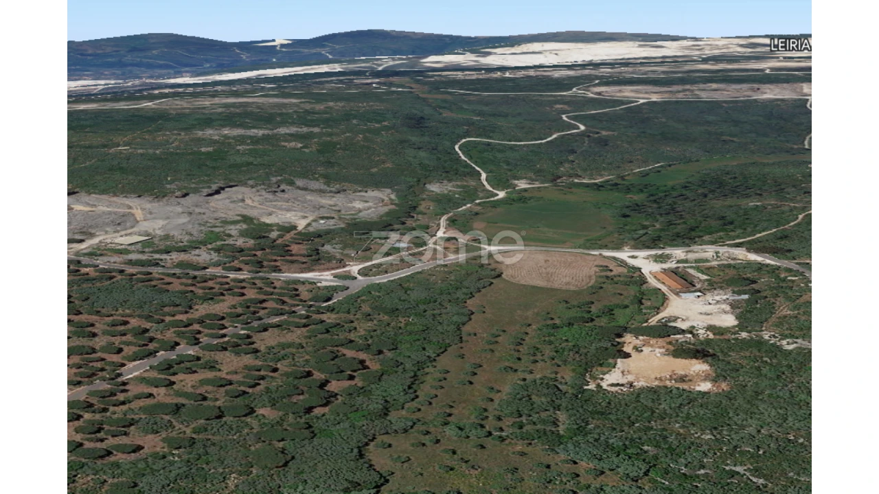 Moradia T10 para Venda em Alcanede Foto 27