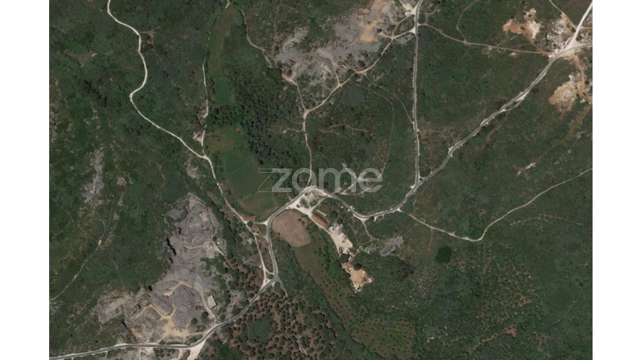 Moradia T10 para Venda em Alcanede Foto 23