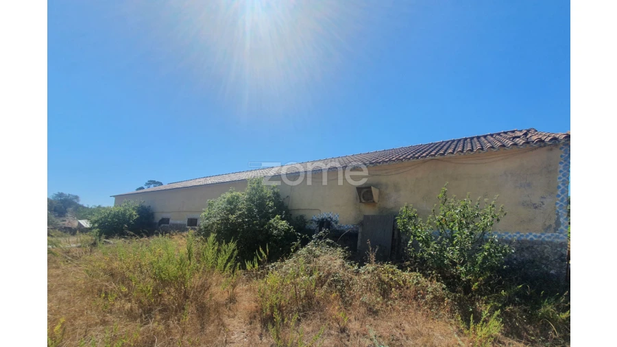 Moradia T10 para Venda em Alcanede Foto 13