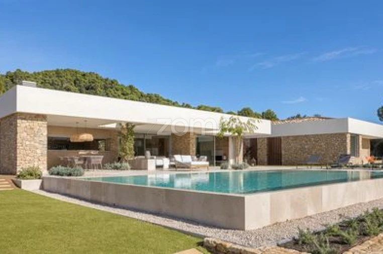 Terreno para Venda em Tamengos, Aguim e Óis do Bairro Foto 3