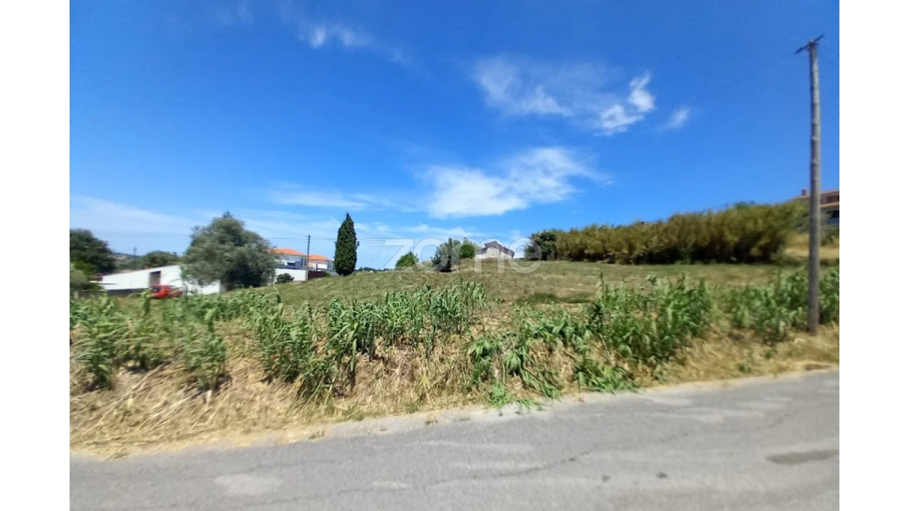 Terreno para Venda em Tamengos, Aguim e Óis do Bairro Foto 1