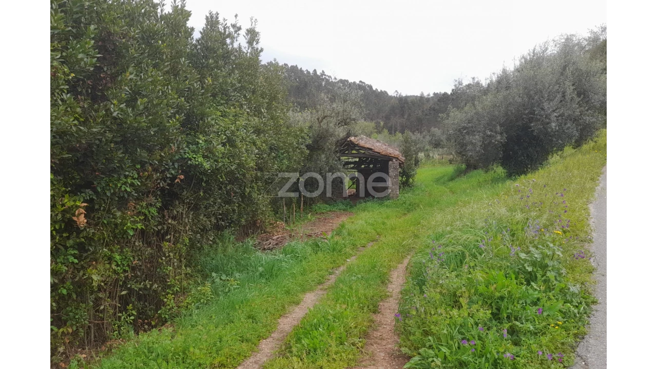 Moradia T2 para Venda em Vinha da Rainha Foto 40