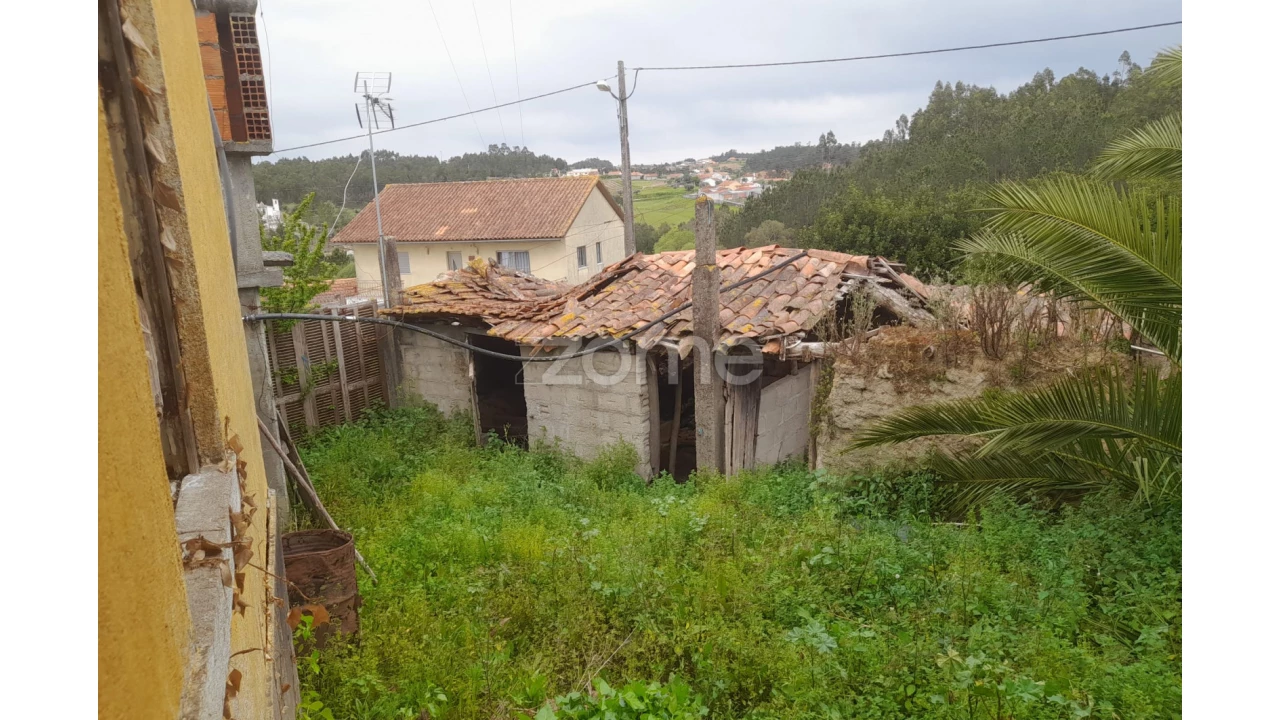 Moradia T2 para Venda em Vinha da Rainha Foto 64