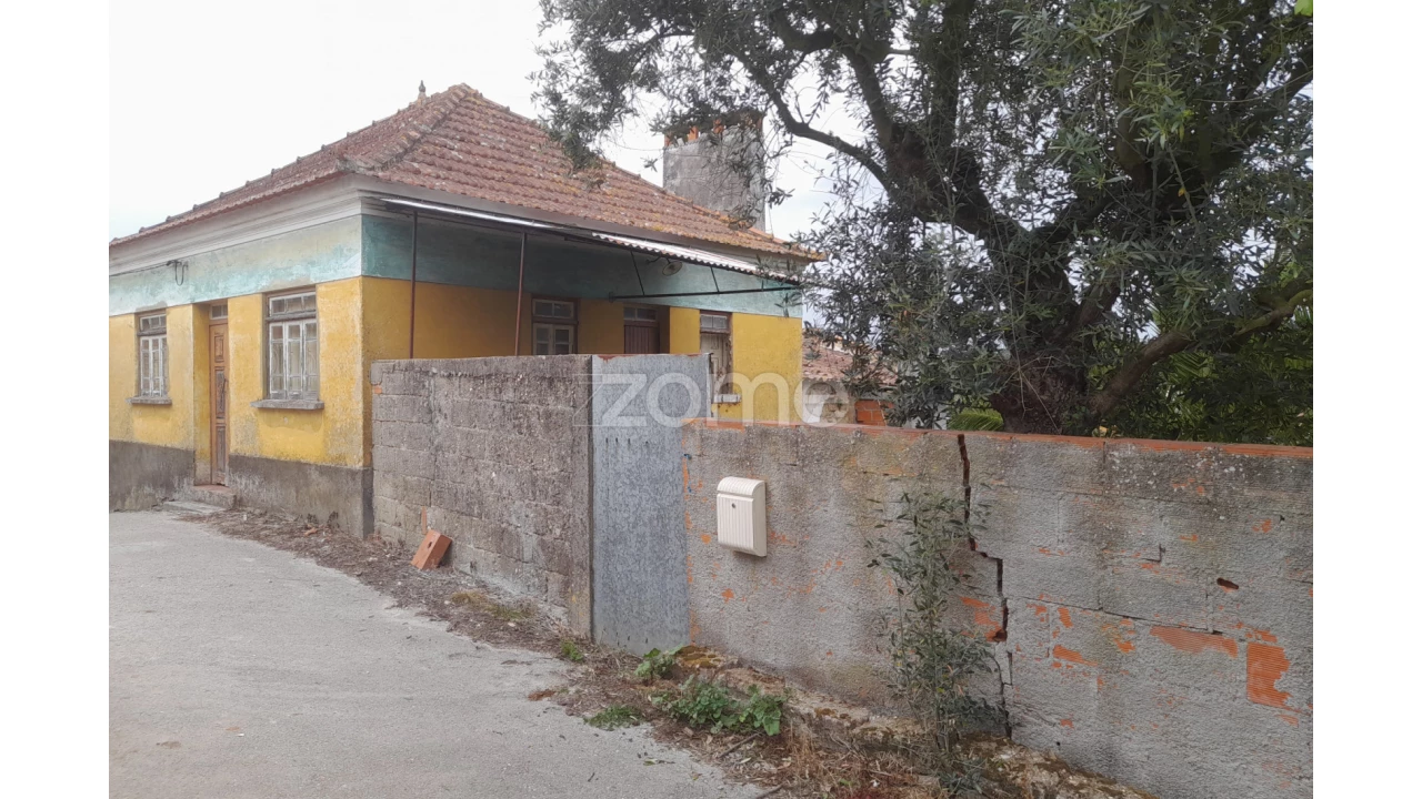 Moradia T2 para Venda em Vinha da Rainha Foto 7