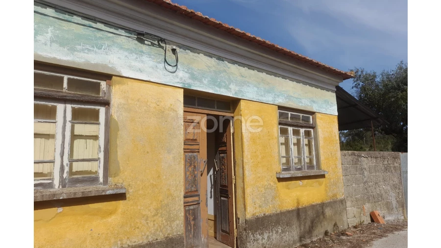 Moradia T2 para Venda em Vinha da Rainha Foto 9