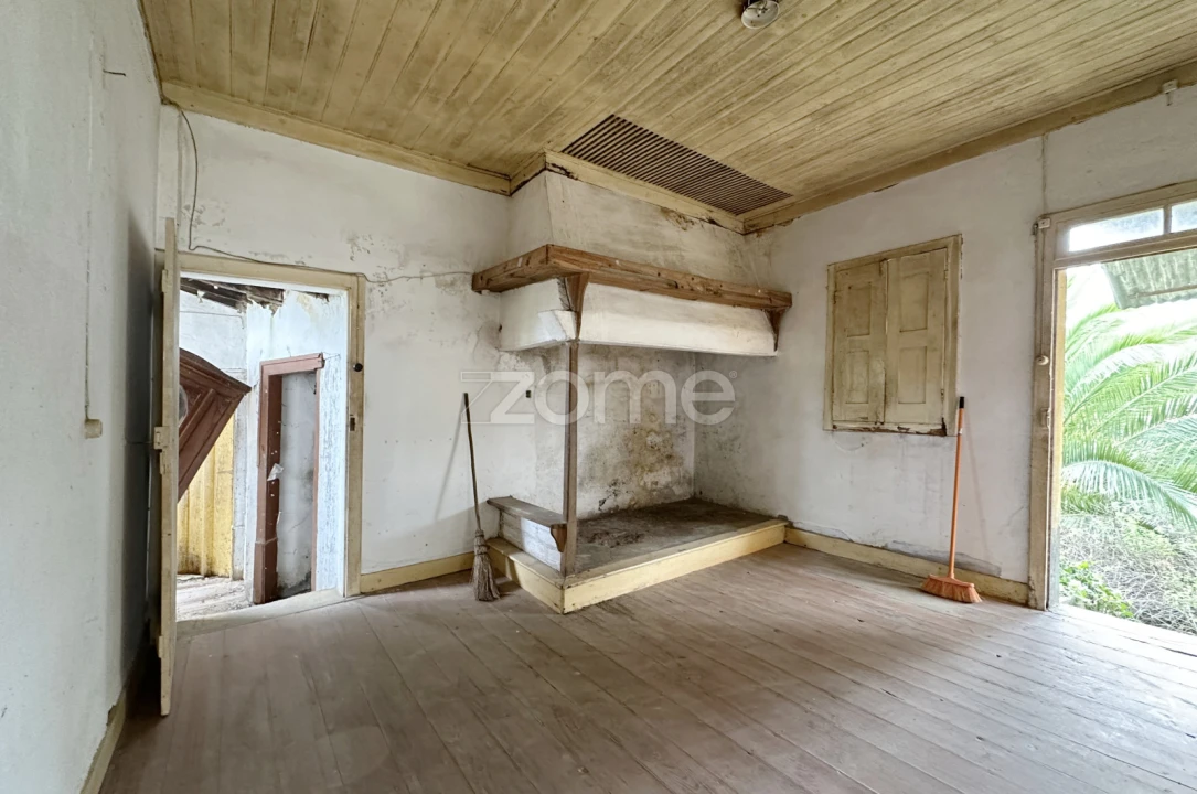 Moradia T2 para Venda em Vinha da Rainha Foto 13