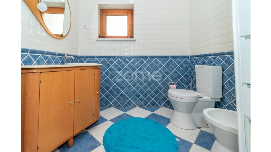 Moradia T5 para Venda em Cernache Foto 31