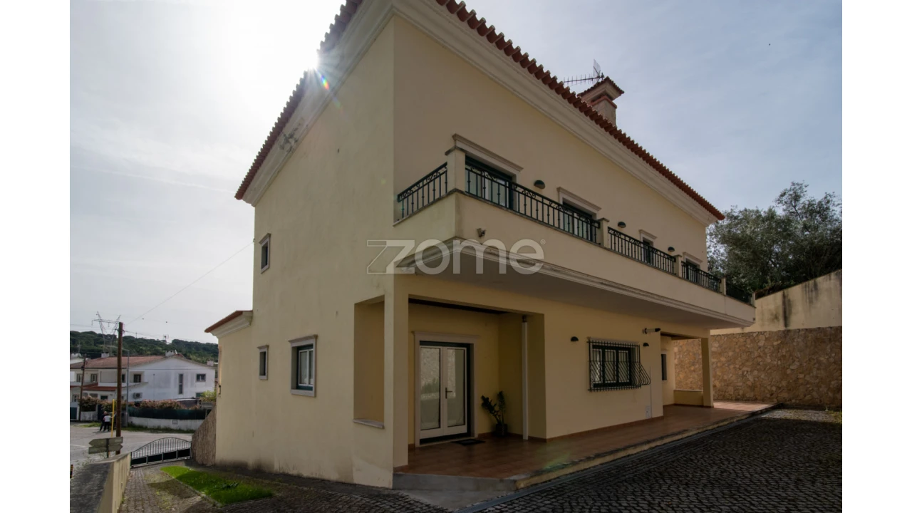 Moradia T5 para Venda em Cernache Foto 7