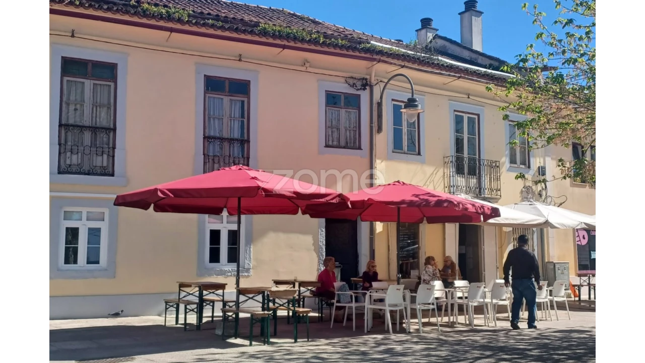 Prédio para Venda em Santo Antonio dos Olivais Foto 2