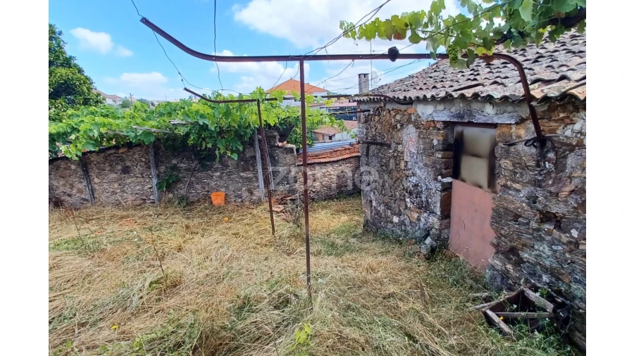 Quinta T6 para Venda em Friúmes e Paradela Foto 5