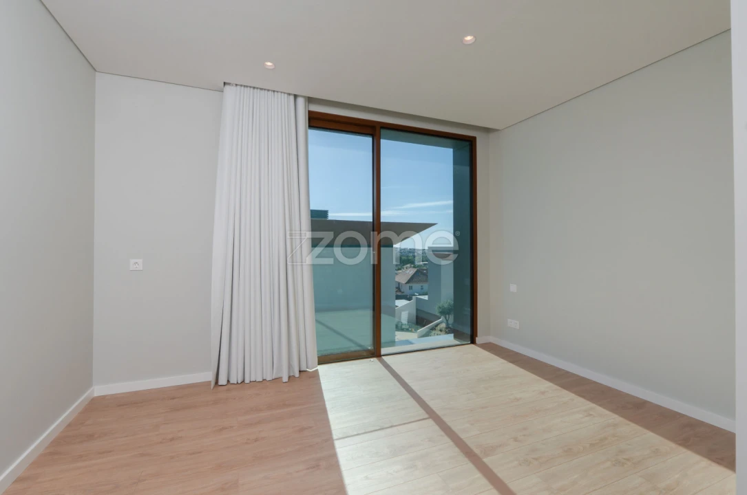 Moradia T4 para Venda em Cascais e Estoril Foto 48