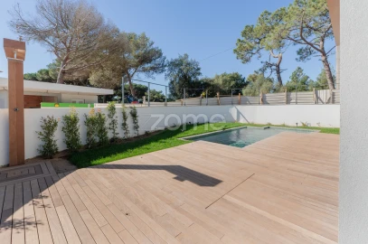 Moradia T4 para Venda em Cascais e Estoril