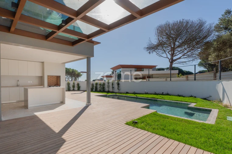 Moradia T4 para Venda em Cascais e Estoril Foto 6